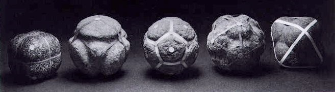 Misterioasele sfere de piatra, vechi de 5000 de ani