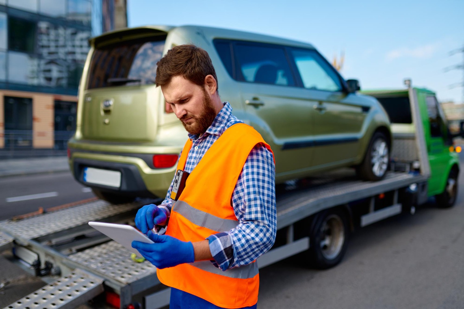 Există firme de tractare auto care oferă servicii în toată România