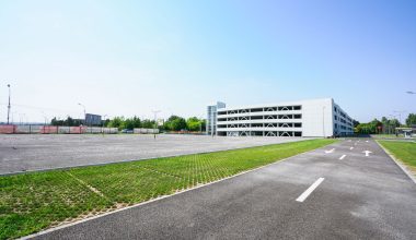 long term parking Otopeni